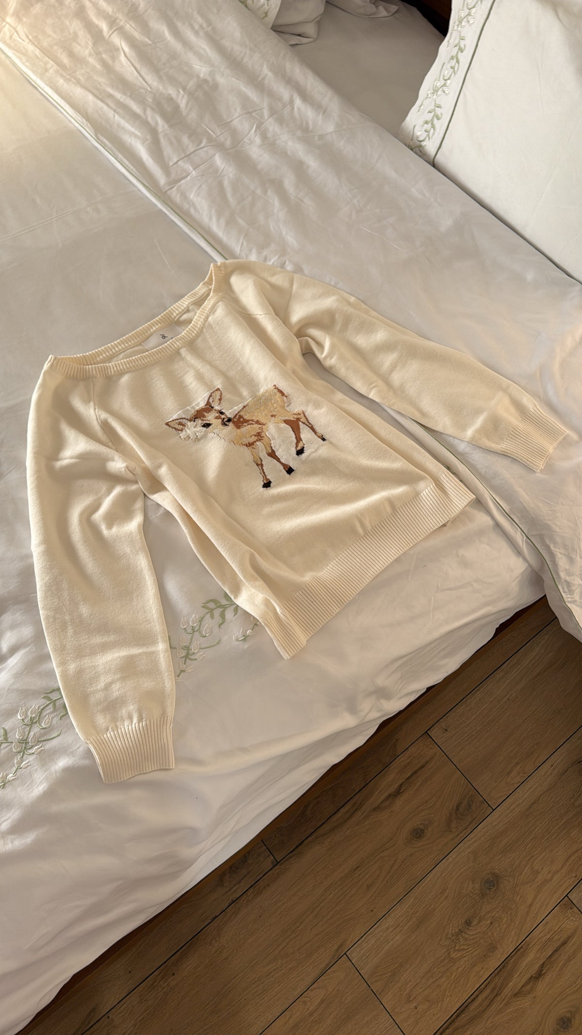 Fawn sweater 🦌🤎۶ৎˎ