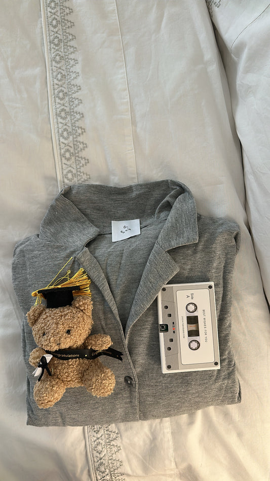 Graduates 2025 package 👩🏽‍🎓🤍💌