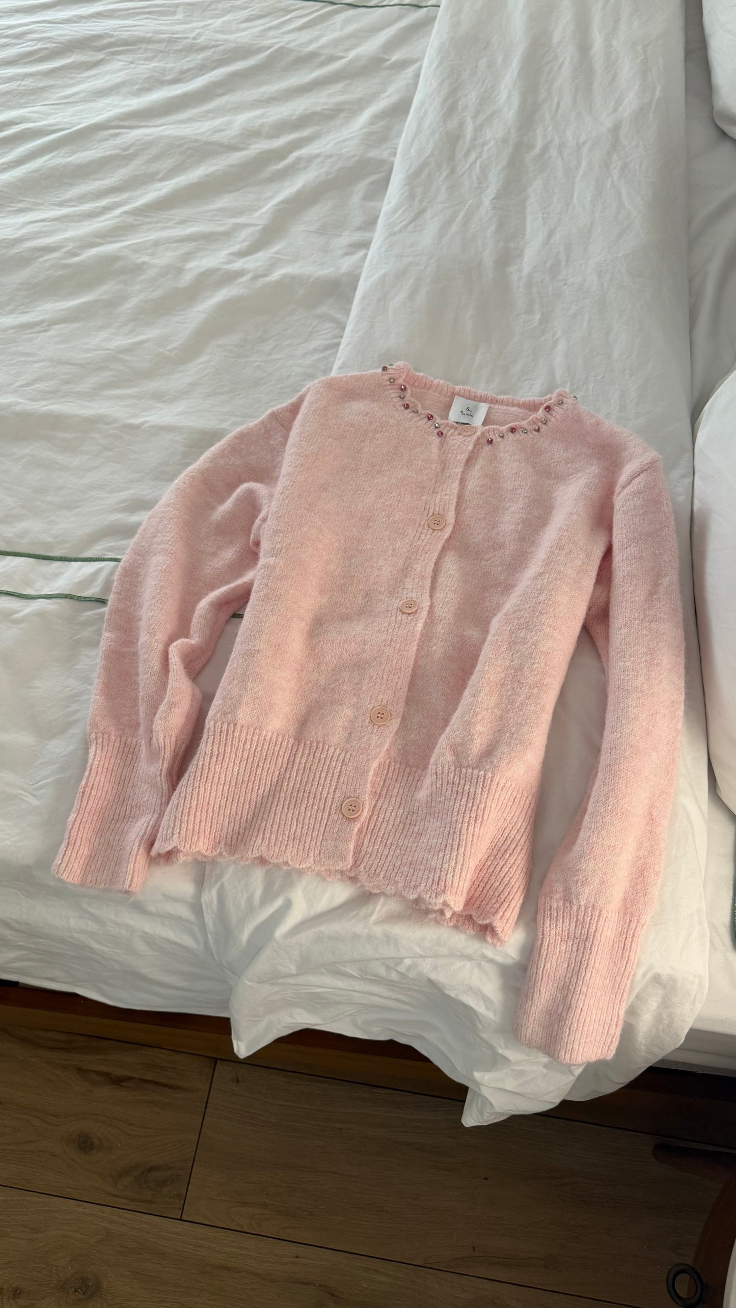 cotton candy cardigan 🍬