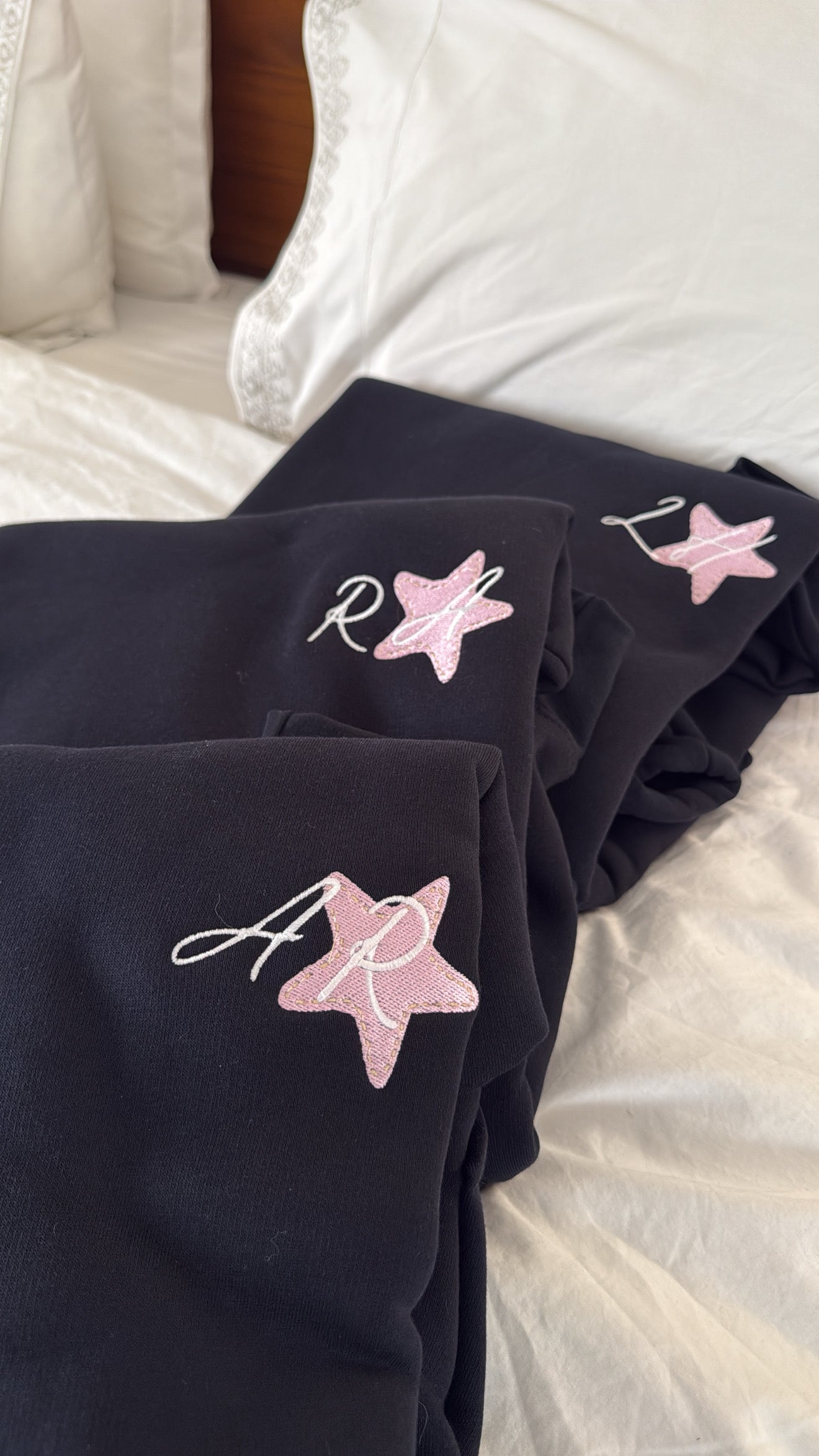 Customized senior hoodies 🎓🩷🌠 (pink)